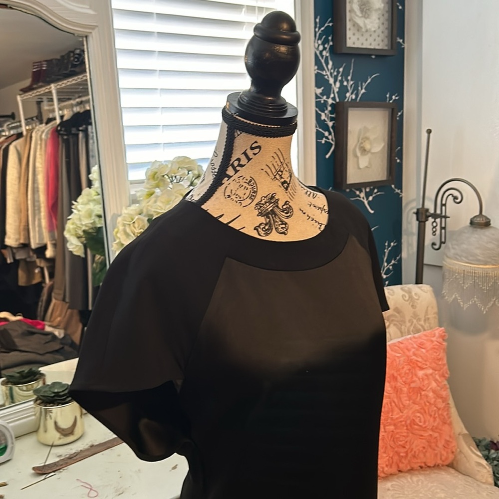 This GERARD DAREL ,BLACK DRESS Is very ELEGANT  size 38
♥️🛍️ - Picture 11 of 14